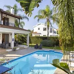 Relax Villa Lací